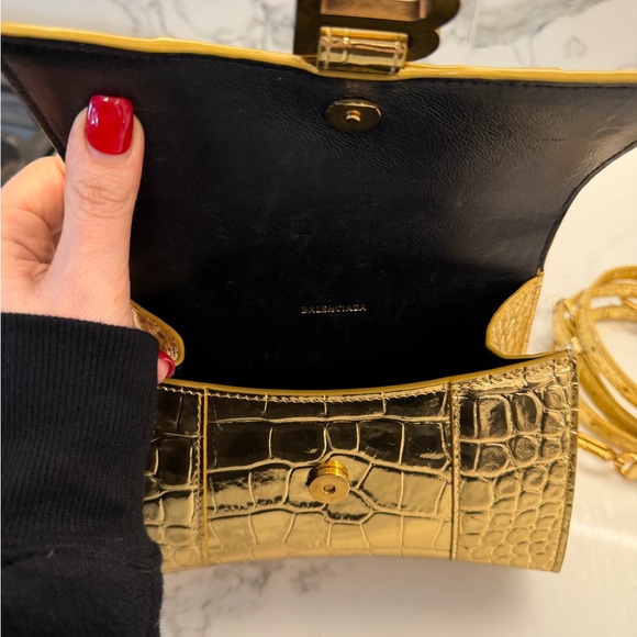 Balenciaga hourglass Gold Crocodile Embossed Handbag - Picture 4 of 7